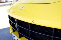 Ferrari FF Yellow edition AutoXO as, foto